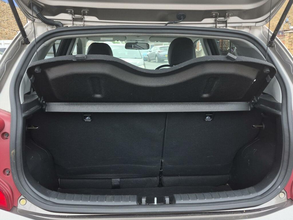Kia Picanto 1.25 Gt-line White #41