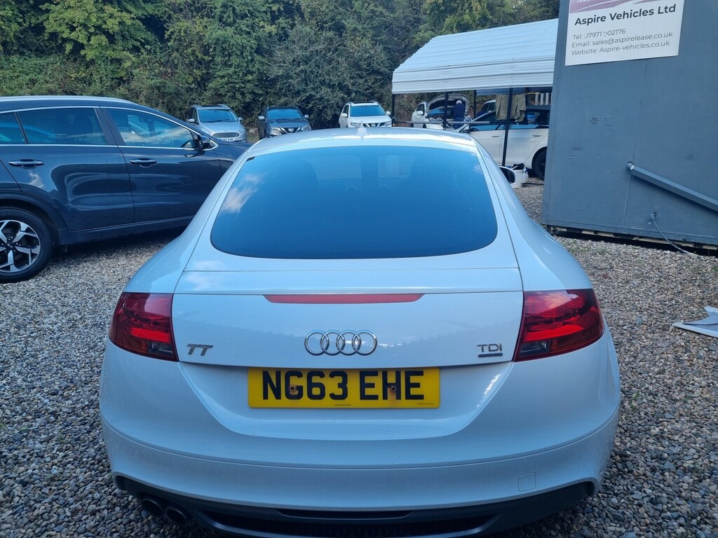 Audi TT 2.0 Tdi Black Edition White #5