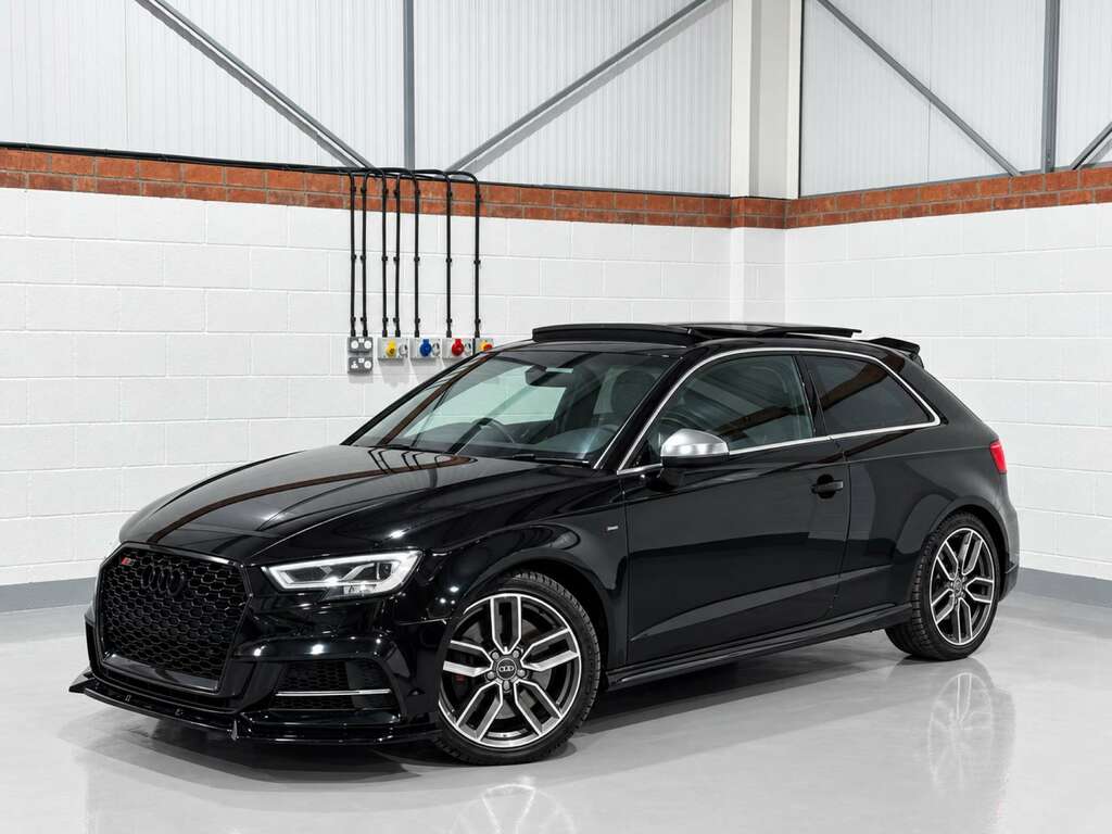 Audi S3 2.0 S3 Tfsi Quattro 4Wd Black #2