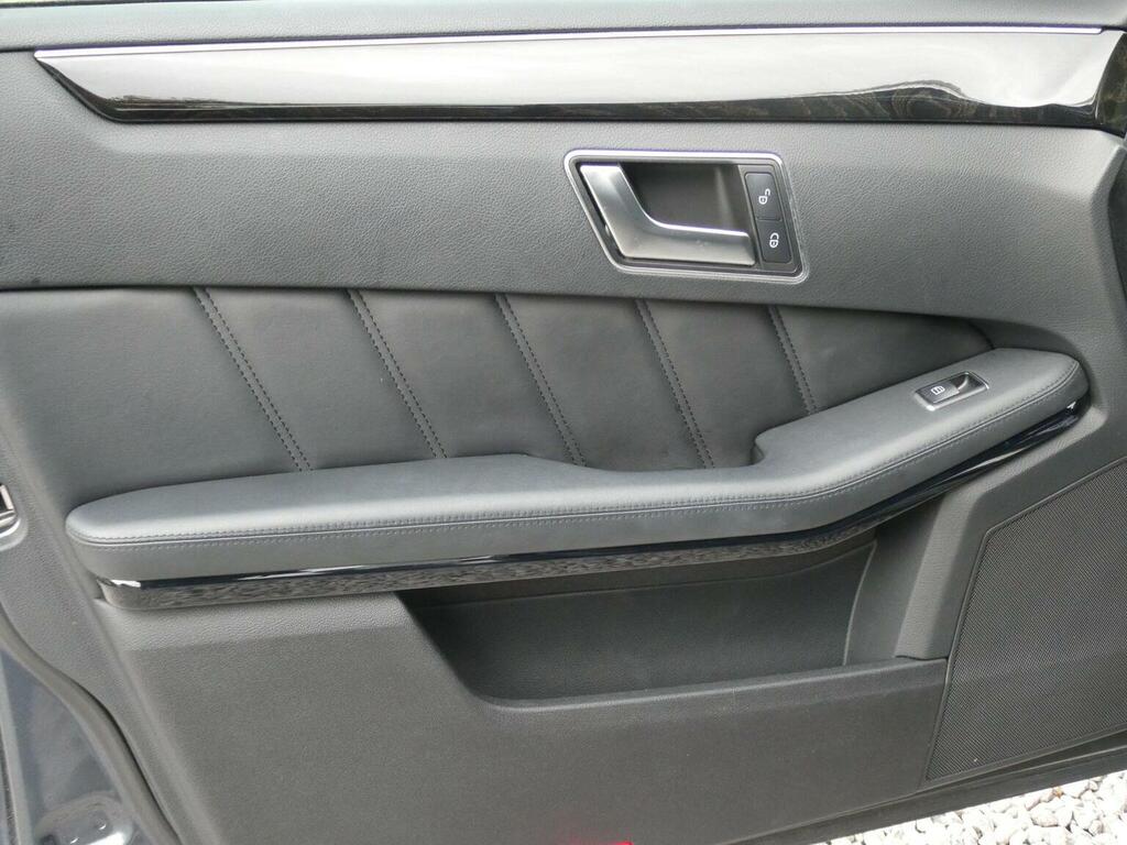Mercedes-Benz E Class 2.1 E220 Cdi Se G-tronic Euro 5 Ss Black #44