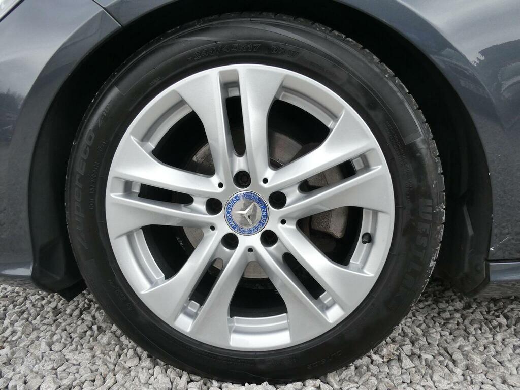 Mercedes-Benz E Class 2.1 E220 Cdi Se G-tronic Euro 5 Ss Black #52