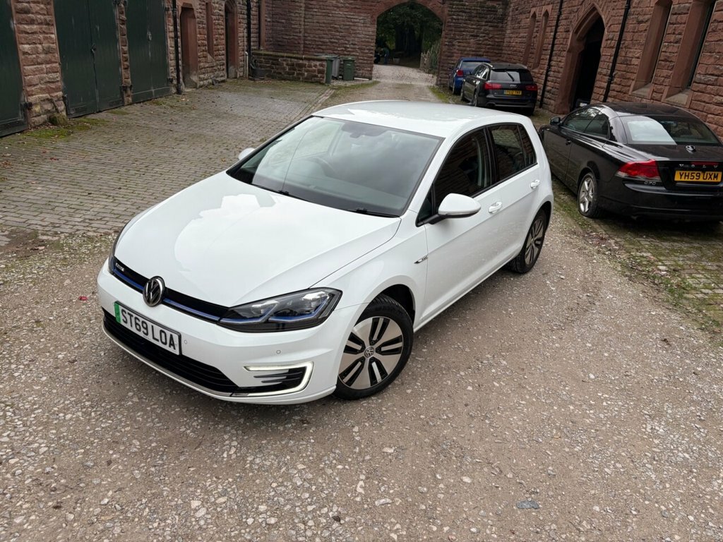 Volkswagen e-Golf 35.8Kwh E-golf Hatchback 136 Ps White #2
