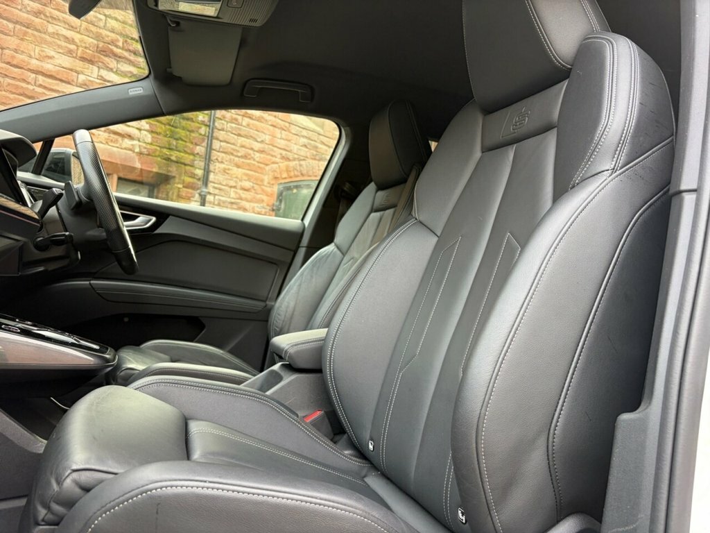 Audi Q4 E Tron Audi E-tron Sportback Speci 150Kw 40 82.77Kwh Laun Silver #9