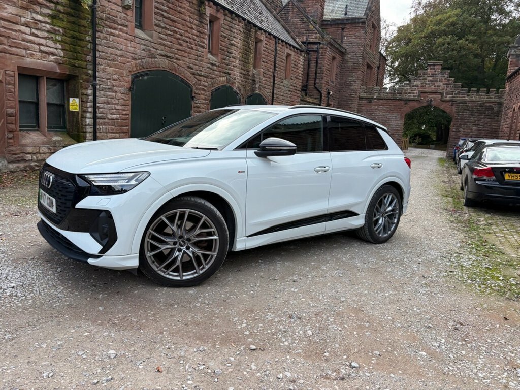 Audi Q4 E Tron 35 Edition 1 Suv 55Kwh 170 Ps White #4