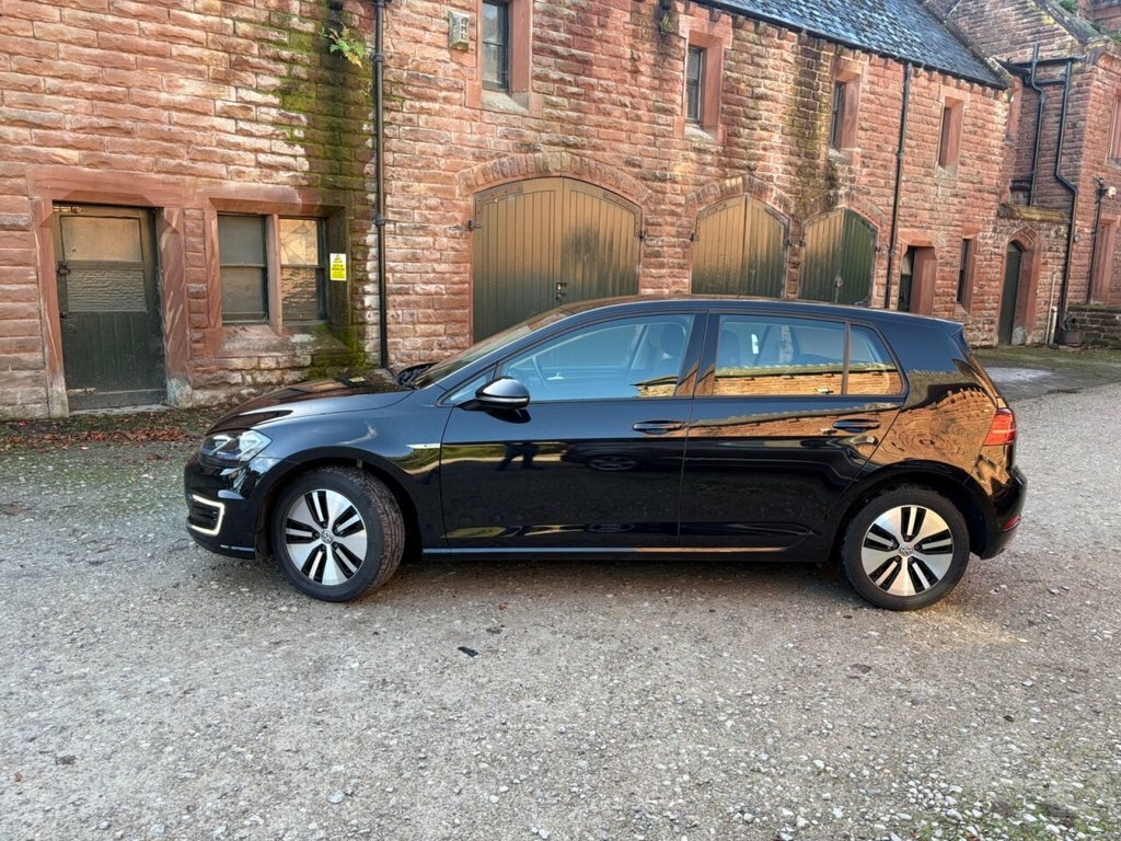 Volkswagen e-Golf Hatchback 35.8Kwh E-golf 201919 Black #4