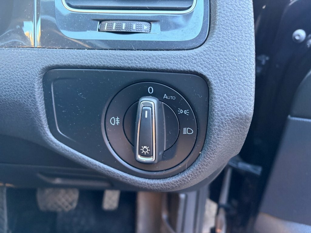 Volkswagen e-Golf Hatchback 35.8Kwh E-golf 201919 Black #14