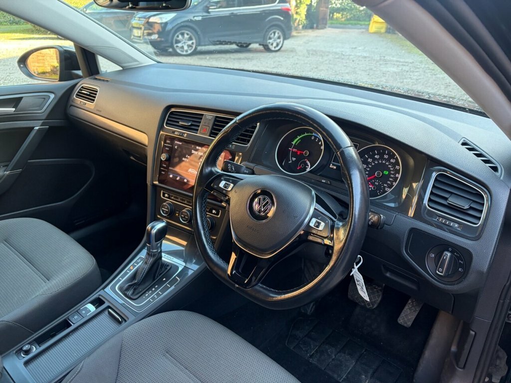 Volkswagen e-Golf Hatchback 35.8Kwh E-golf 201919 Black #12