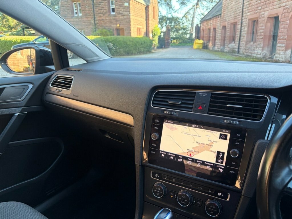 Volkswagen e-Golf Hatchback 35.8Kwh E-golf 201919 Black #22