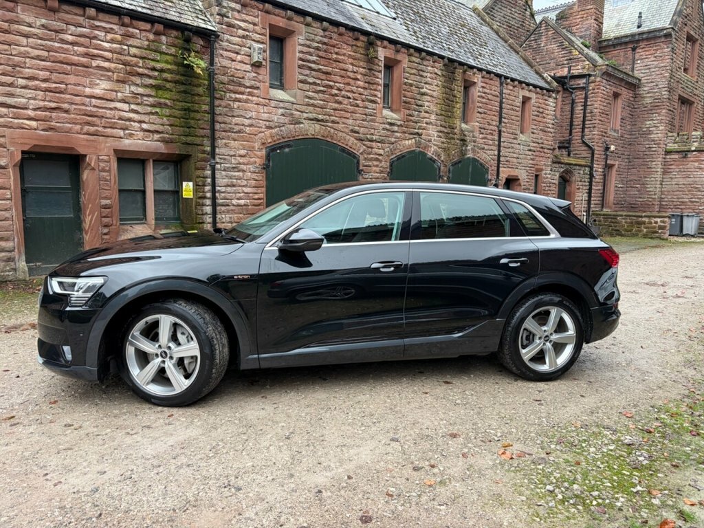 Audi E-tron 50 Black Edition Suv Quattro 71. Grey #4