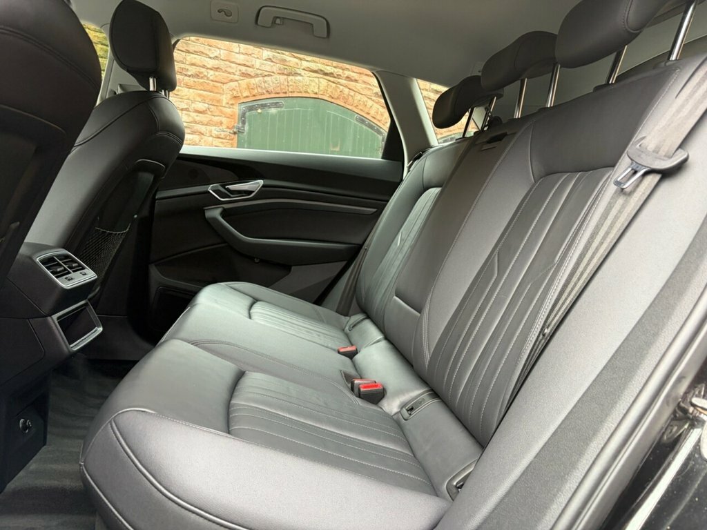 Audi E-tron 50 Black Edition Suv Quattro 71. Grey #10