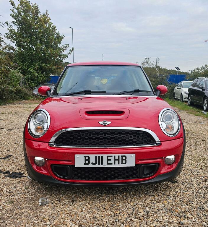 Mini Hatch 1.6 Cooper S Euro 5 Ss BJ11EHB Red #2