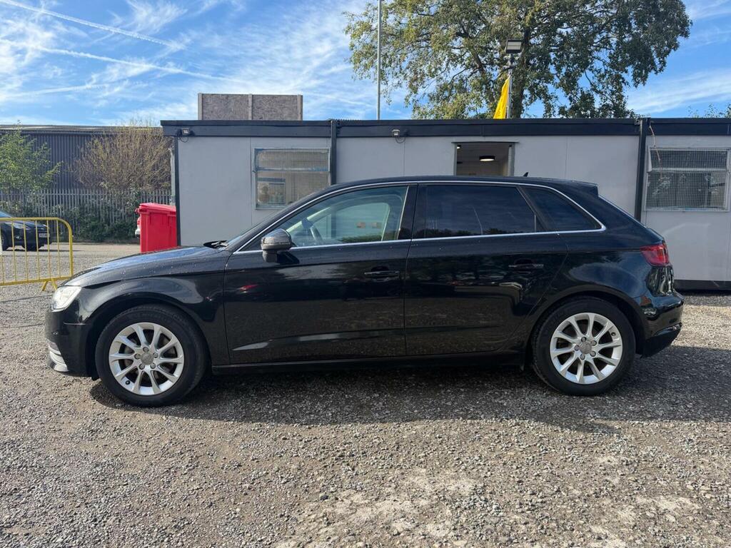 Audi A3 1.4 Tfsi Cod Black Edition Hatchback S Black #4