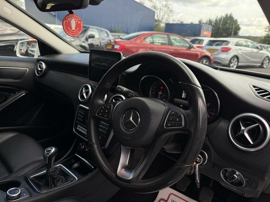 Mercedes-Benz A Class A180d Sport White #10