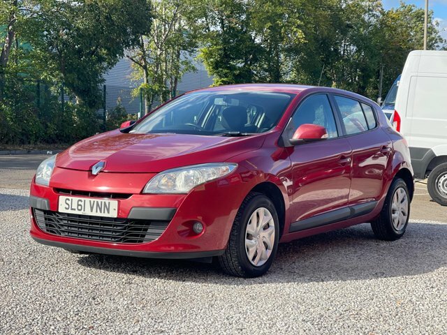 Renault Megane 16V Expression Euro 5 Red #2