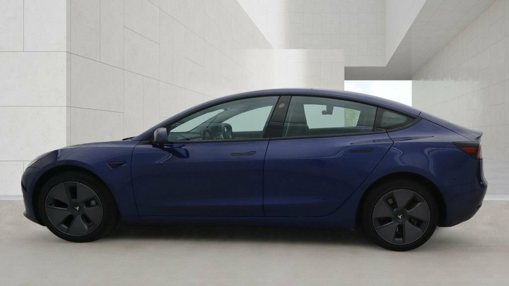 Tesla Model 3 Saloon Blue #6