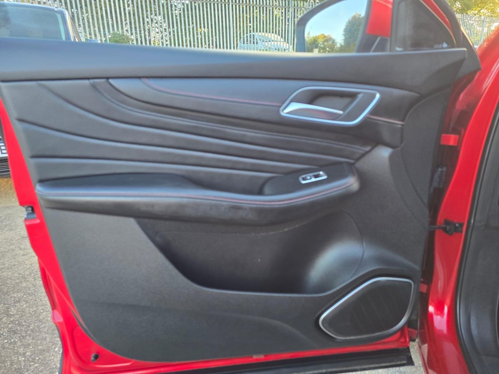 MG HS 1.5 T-gdi Phev Exclusive Red #39