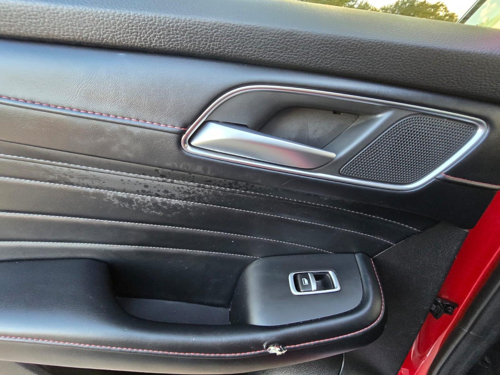 MG HS 1.5 T-gdi Phev Exclusive Red #71
