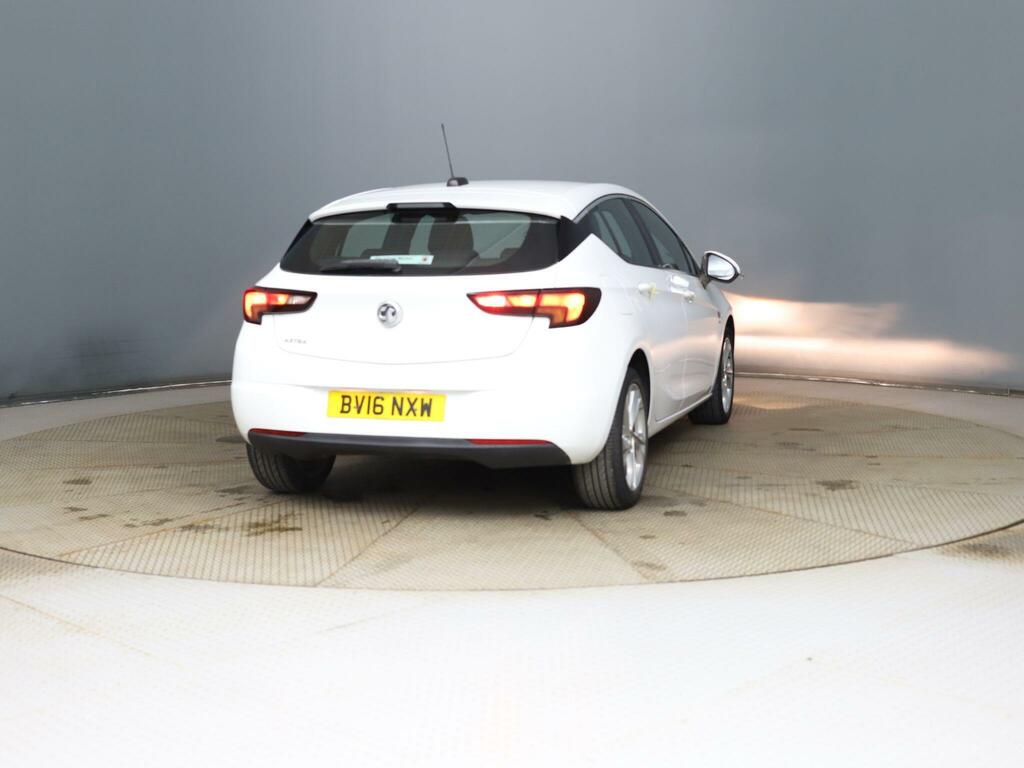 Vauxhall Astra Sri White #6