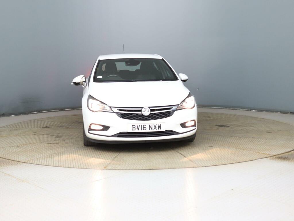 Vauxhall Astra Sri White #2