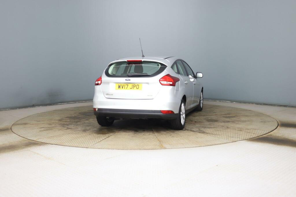 Ford Focus Titanium Silver #6