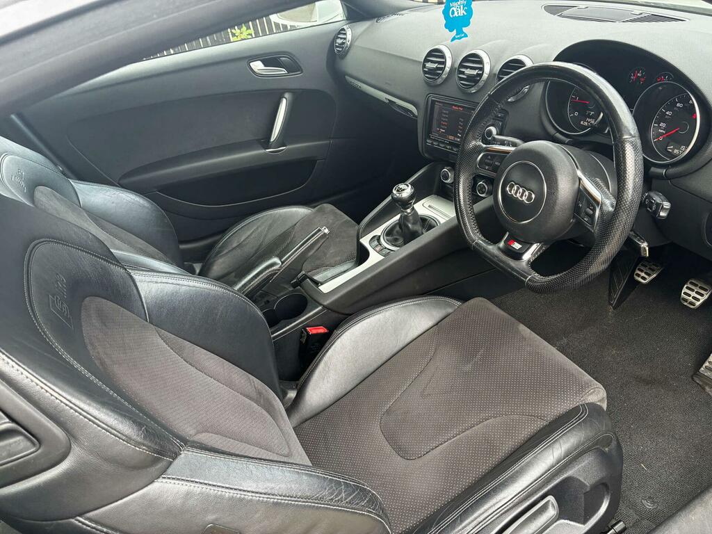 Audi TT Mercedes-benz Audi Tt 2.0 Tdi Black Edition Coupe White #23