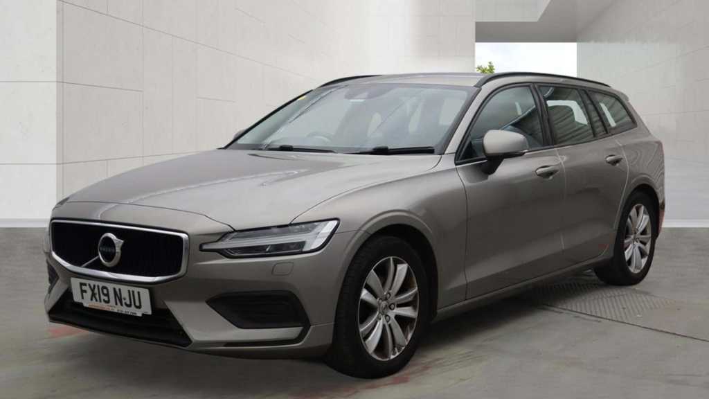 Volvo V60 Momentum D3  #2