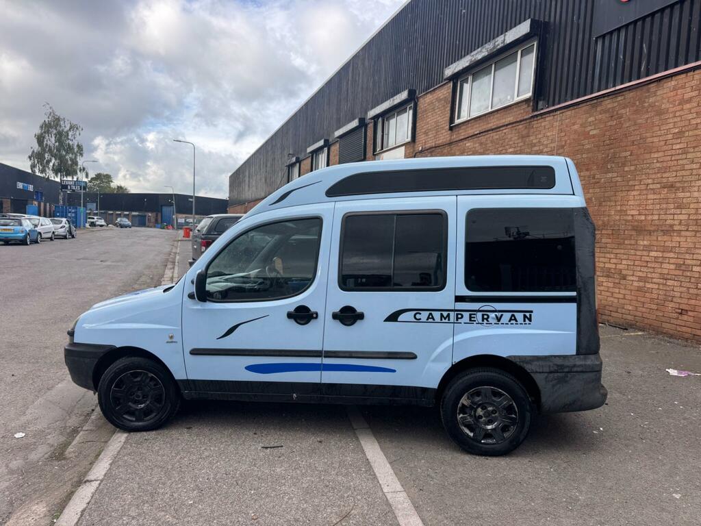 Fiat Doblo Active YN04WBE Blue