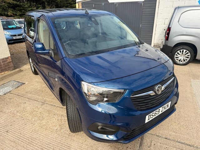 Vauxhall Combo Life 1.5 Turbo D Blueinjection Energy Mpv Au Blue #3