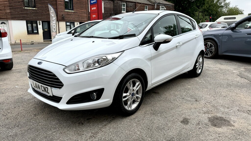 Ford Fiesta 1.2 Zetec 2014 White #4
