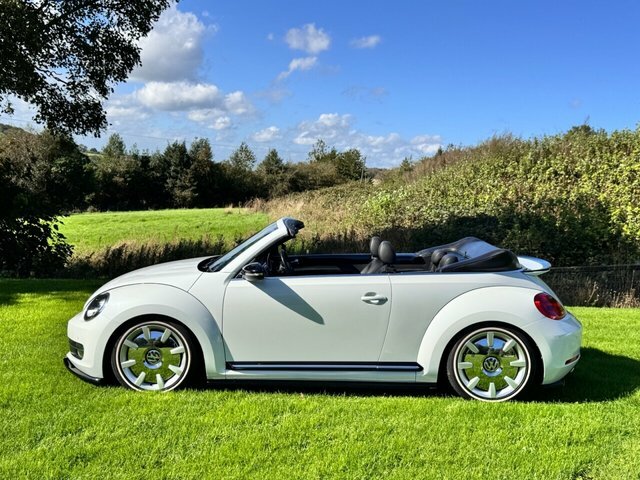 Volkswagen Beetle 2.0 Tsi Bluemotion Tech Sport Cabriolet White #4