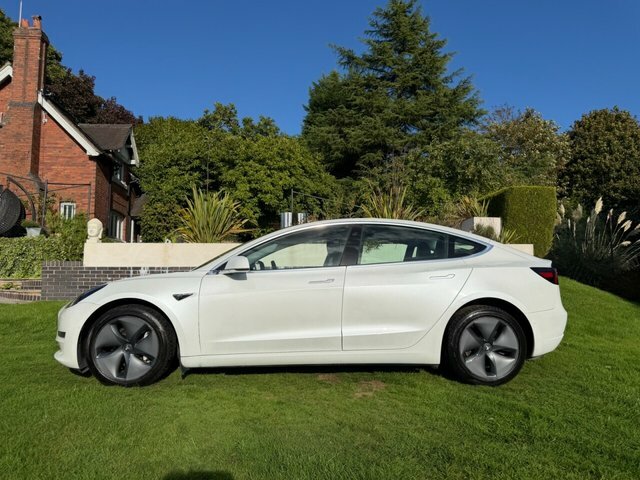 Tesla Model 3 Dual Motor Long Range Saloon 4 White #4