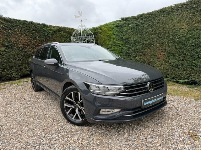 Volkswagen Passat 1.5 Tsi Evo Sel Estate Dsg Euro 6 S S Grey