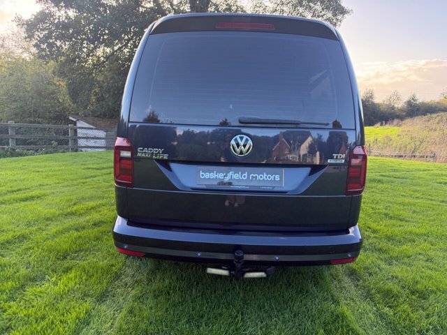 Volkswagen Caddy Maxi Life 2.0 Tdi Bluemotion Tech Mpv Euro Blue #3