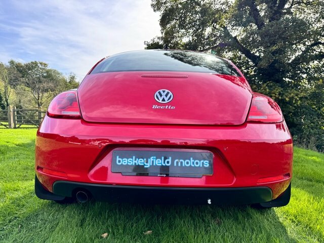Volkswagen Beetle 1.6 Tdi Bluemotion Tech Design Hatchback Diese Red #3