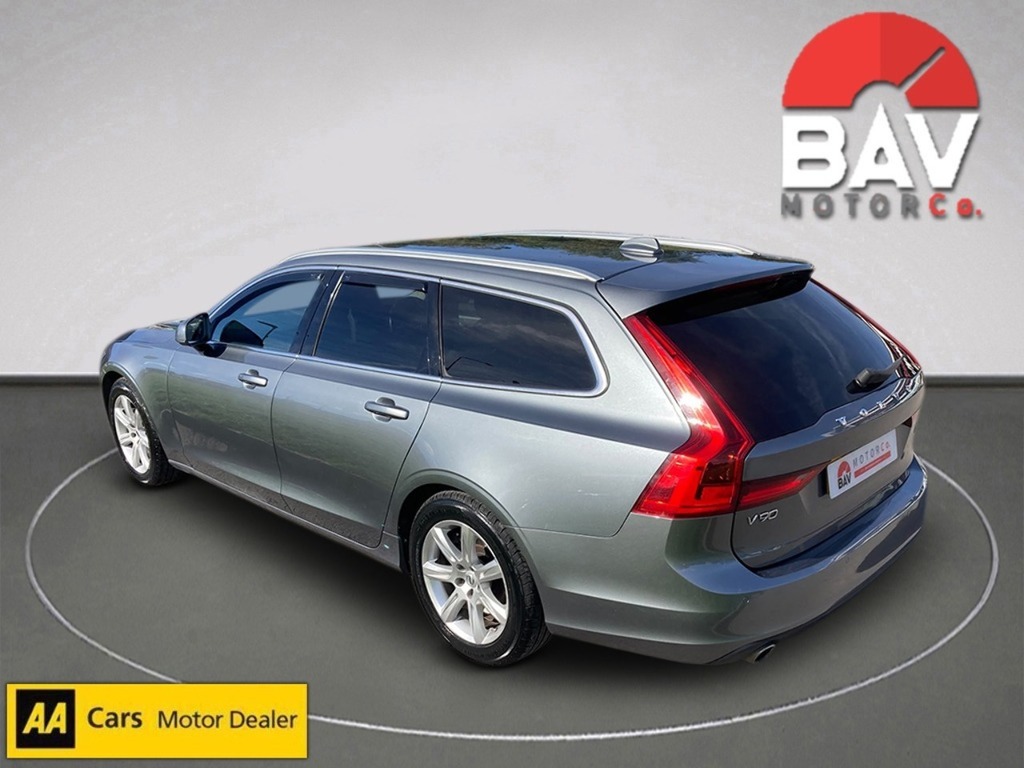 Volvo V90 D4 Momentum WG67NDU Grey #5