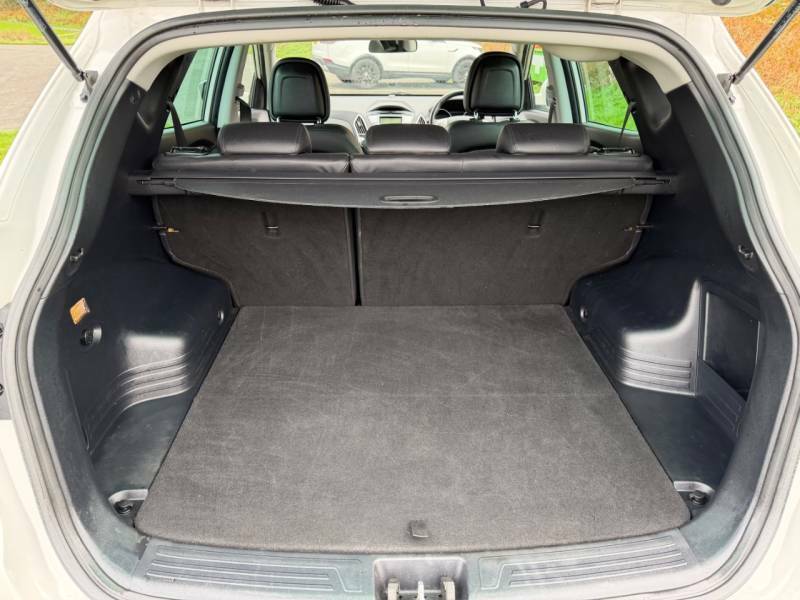 Hyundai Ix35 Premium - 2013 13 White #6
