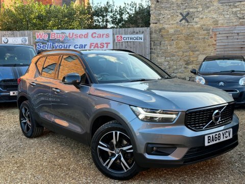 Volvo XC40 2.0 D3 R-design Grey #2