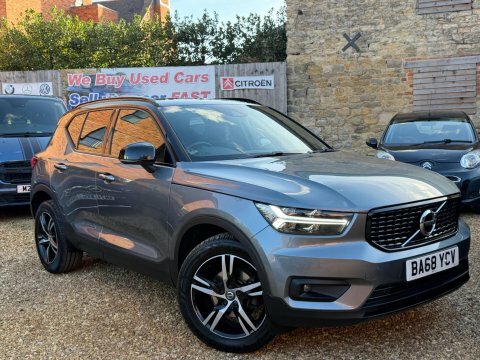 Volvo XC40 2.0 D3 R-design Grey #5