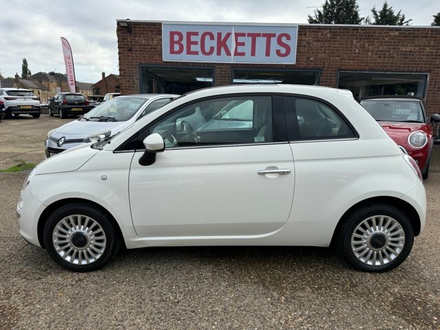 Fiat 500 Lounge Hatchback White #4