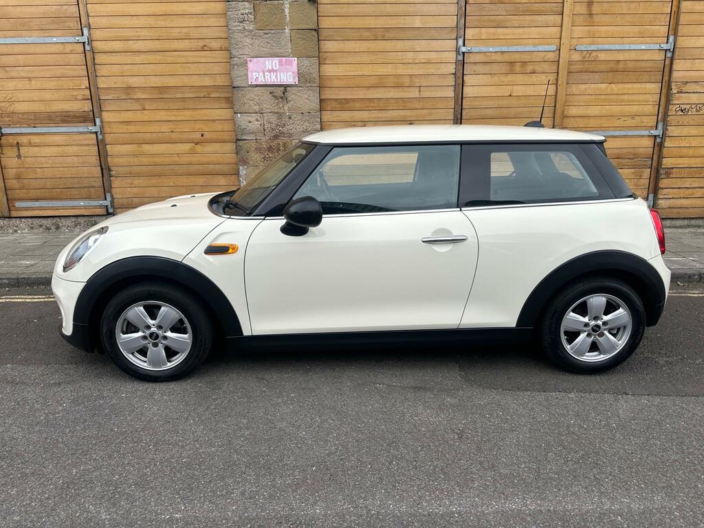 Mini Hatch One White #5