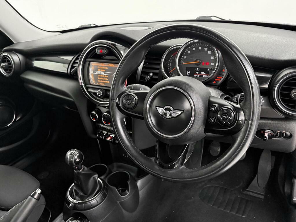 Mini Hatch 1.5 Cooper Silver #28