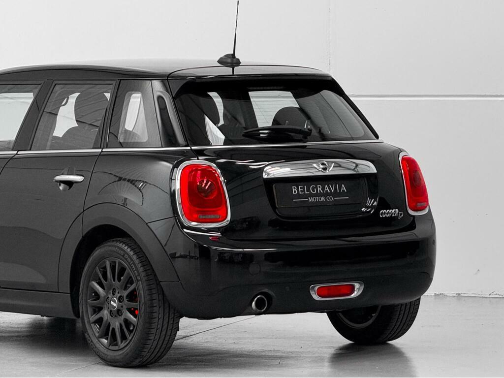 Mini Hatch 1.5 Cooper Silver #8
