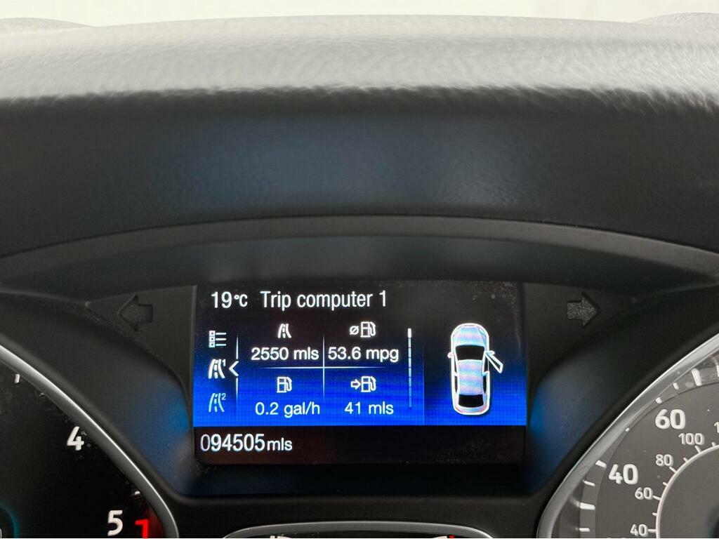 Ford Focus 1.0T Ecoboost Titanium Euro 6 Ss 201766 Red #61