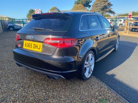 Audi S3 2.0 Tfsi Sportback Black #6