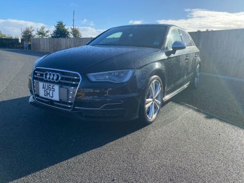 Audi S3 2.0 Tfsi Sportback Black #2