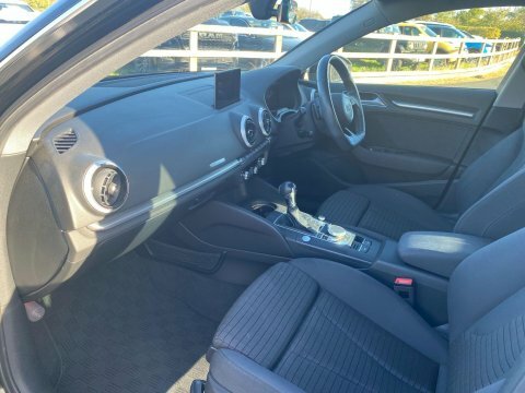 Audi A3 1.5 3 Black Edition Tfsi Black #12