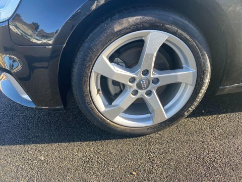 Audi A3 1.5 3 Black Edition Tfsi Black #4