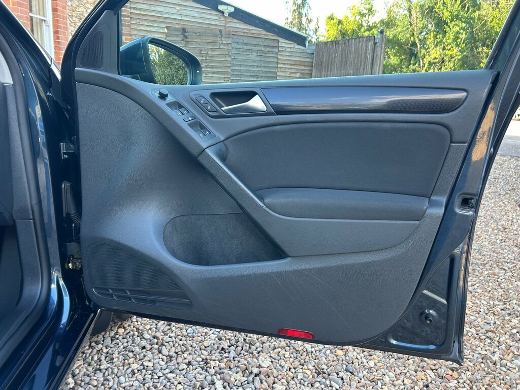 Volkswagen Golf 1.4 S Euro 5 Blue #32