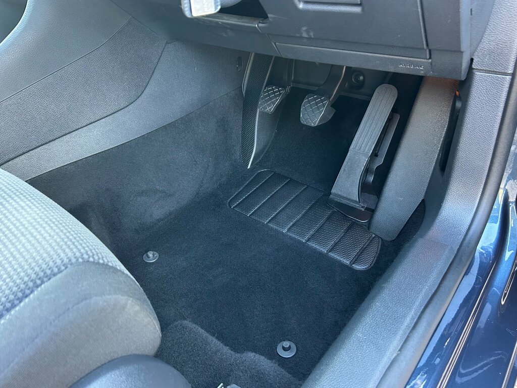 Volkswagen Golf 1.4 S Euro 5 Blue #24