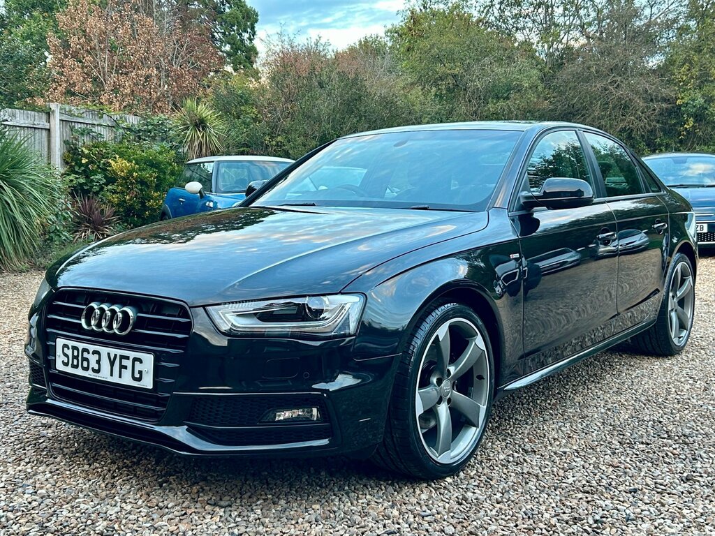 Audi A4 2.0 Tdi Black Edition Saloon Eur Black